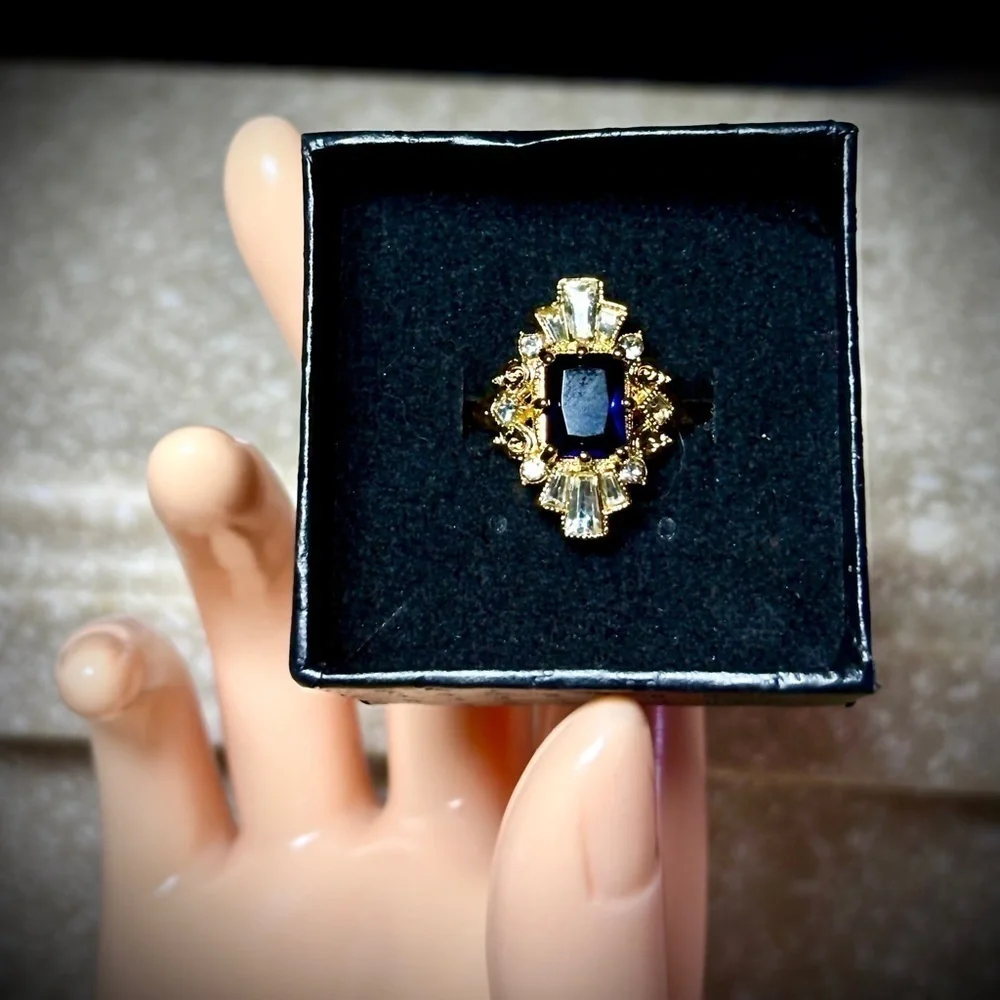 Brilliant~Sapphire~Diamond Cocktail Ring~ simulated gemstones~in 18k plate - Picture 4 of 6